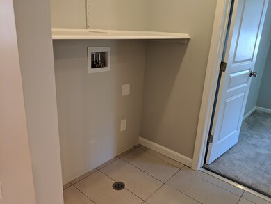 41 Campbell St unit B, Woburn, MA 01801 - photo 4