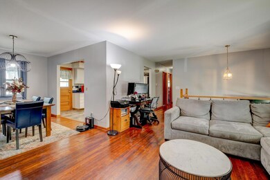 06_1248_Cranwood_Sq_N13_mls