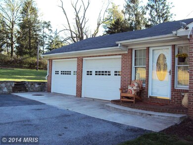 8337 Walter Martz Rd, Frederick, MD 21702 - photo 4