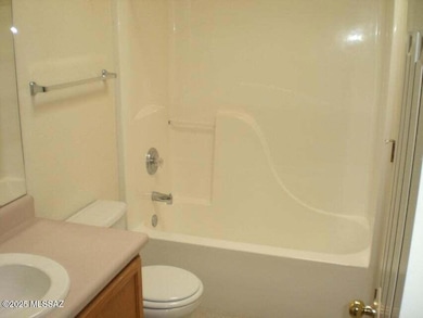 4513 E Bellevue St unit 5, Tucson, AZ 85712 - photo 4