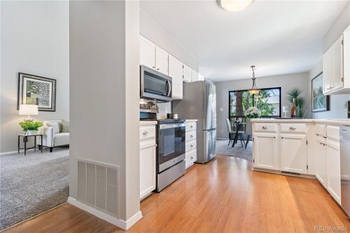 841 S Joplin Cir, Aurora, CO 80017 - photo 7