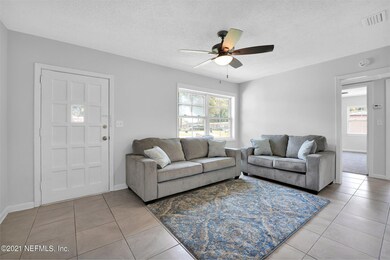 5710 Cedar Forest Dr S, Jacksonville, FL 32210 - photo 6