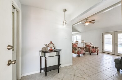 11214 Caribbean Ln, Houston, TX 77089 - photo 3