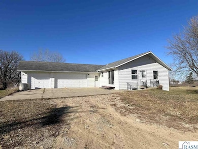 59347 County Road 17 E, Comfrey, MN 56019 - photo 2
