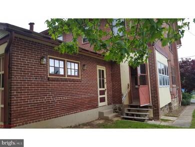 10 Cherrydale Ave, Reading, PA 19606 - photo 4