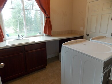 14608 Stephanie Ln, Yelm, WA 98597 - photo 5