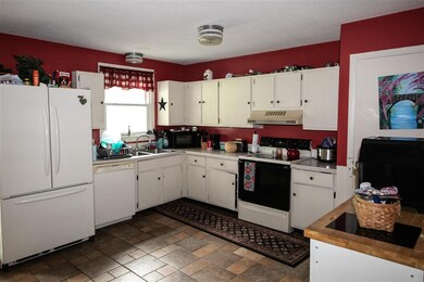 9 Main St, Ludlow, VT 05149 - photo 4