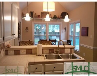 206 Gloucester Rd, Savannah, GA 31410 - photo 5