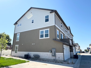 1678 N 1600 W, Layton, UT 84041 - photo 2