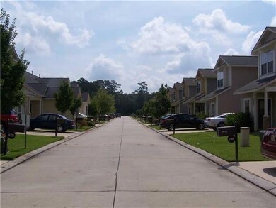 Photo. STREE VIEW