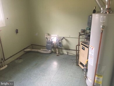 79 Pheasant Ln, Willingboro, NJ 08046 - photo 5