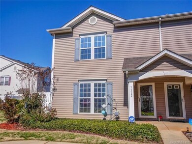 WELCOME HOME TO THIS LOVELY END UNIT WITH HOA MAIN