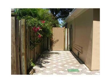 422 31st St unit B, West Palm Beach, FL 33407 - photo 4
