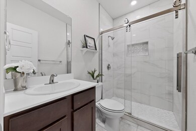 2917 Lampasas Ln, Little Elm, TX 75068 - photo 6