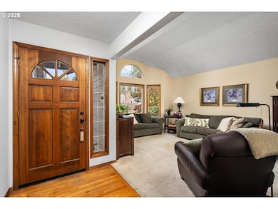 9020 SW Reiling St, Portland, OR 97224 - photo 6