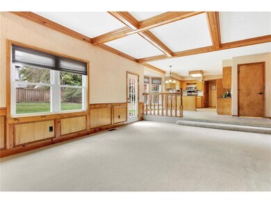 7920 Oakview Dr, Lenexa, KS 66215 - photo 4