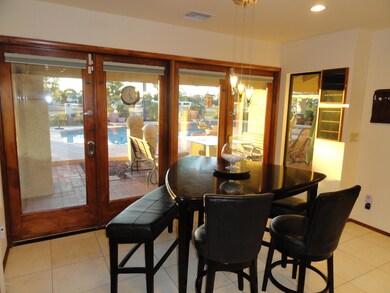 Casual dining with a view!