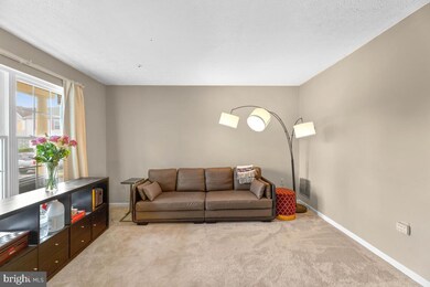 2915 Charred Wood Dr, District Heights, MD 20747 - photo 5