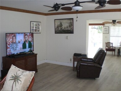 106 Lake Huntley Dr, Lake Placid, FL 33852 - photo 6