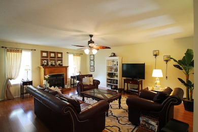 Living room 2
