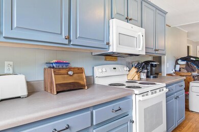 9077 Spring Creek Rd, Cookeville, TN 38506 - photo 5