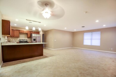 Kicthen/living/dining