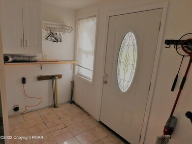 210 E Jackson St, McAdoo, PA 18237 - photo 6