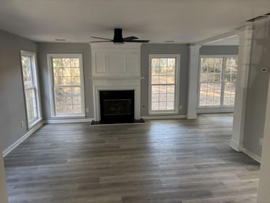 1005 Wenham Ln, Lawrenceville, GA 30044 - photo 6