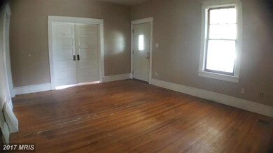 1104 Virginia Ave, Front Royal, VA 22630 - photo 5