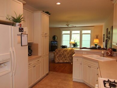 5973 McNaughten Grove Ln, Columbus, OH 43213 - photo 5