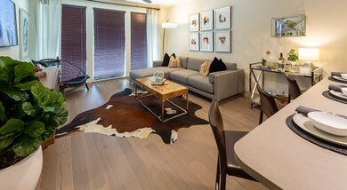 1414 N Texas Ave unit 522, Houston, TX 77002 - photo 2