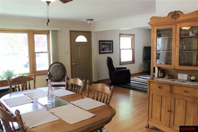 427 N Franklin St, New Ulm, MN 56073 - photo 3