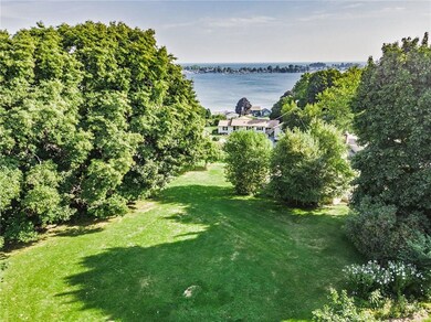 BACKYARD VIEW!