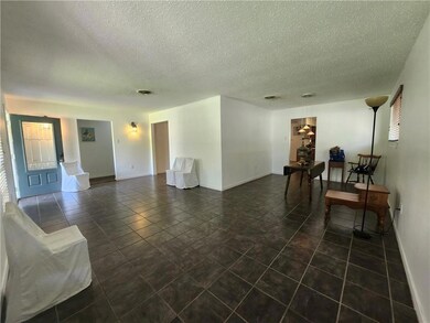 311 Dorset Dr, Slidell, LA 70458 - photo 5