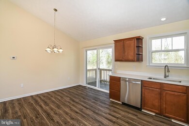 372 Monroe Dr, Colonial Beach, VA 22443 - photo 7