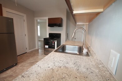 26 Claremont St unit 28, Springfield, MA 01108 - photo 7