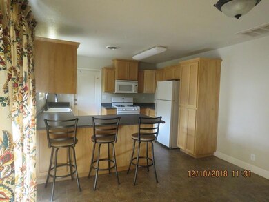 2143 Galaxy Way, Redding, CA 96002 - photo 7