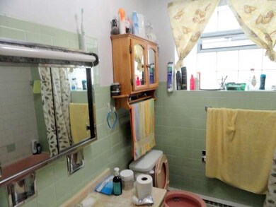 5530 W Parker Ave, Chicago, IL 60639 - photo 5