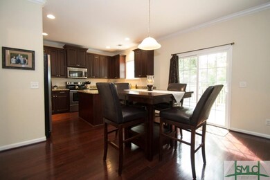 Dining/Kitchen