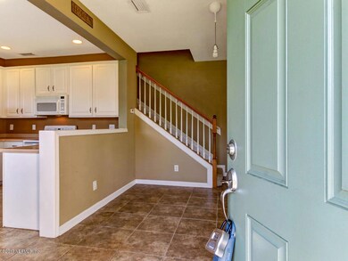 13494 Stone Pond Dr-MLS_Size-006-18-Foye