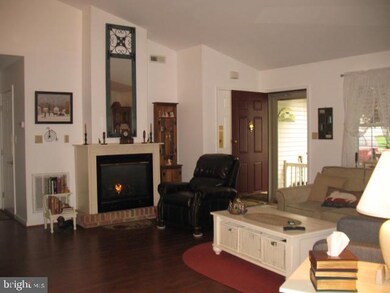 15 Thorndale Dr, Myerstown, PA 17067 - photo 2