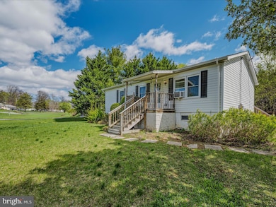 74 Jason Way, Bunker Hill, WV 25413 - photo 3