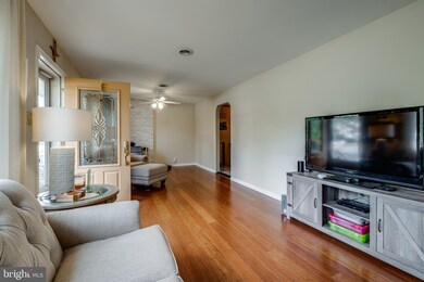 279 Creek Rd, Mount Laurel, NJ 08054 - photo 5