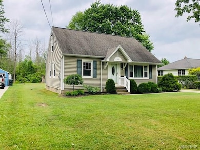 310 Drake Dr, North Tonawanda, NY 14120 - photo 2