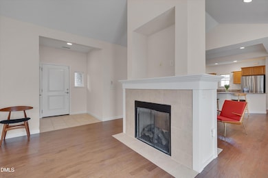 5219 Niagra Dr unit 5219, Chapel Hill, NC 27517 - photo 4