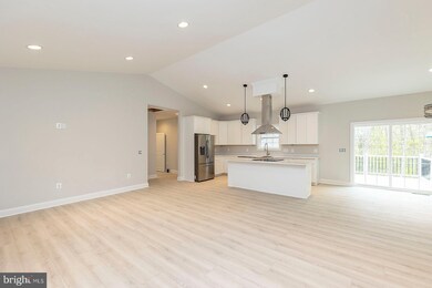 520 N Timber Ridge Rd, Cross Junction, VA 22625 - photo 3