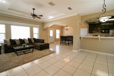 503 Scissor Trail Cir, Laredo, TX 78045 - photo 2