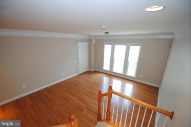 14728 Potomac Branch Dr unit 483A, Woodbridge, VA 22191 - photo 3