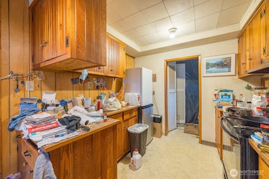 1103 W Spruce St, Port Angeles, WA 98363 - photo 4