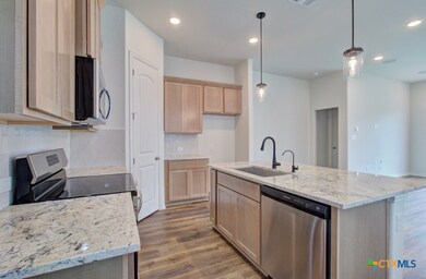 878 Farmhouse Trail, New Braunfels, TX 78130 - photo 5